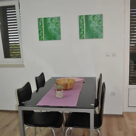 Magas Apartament